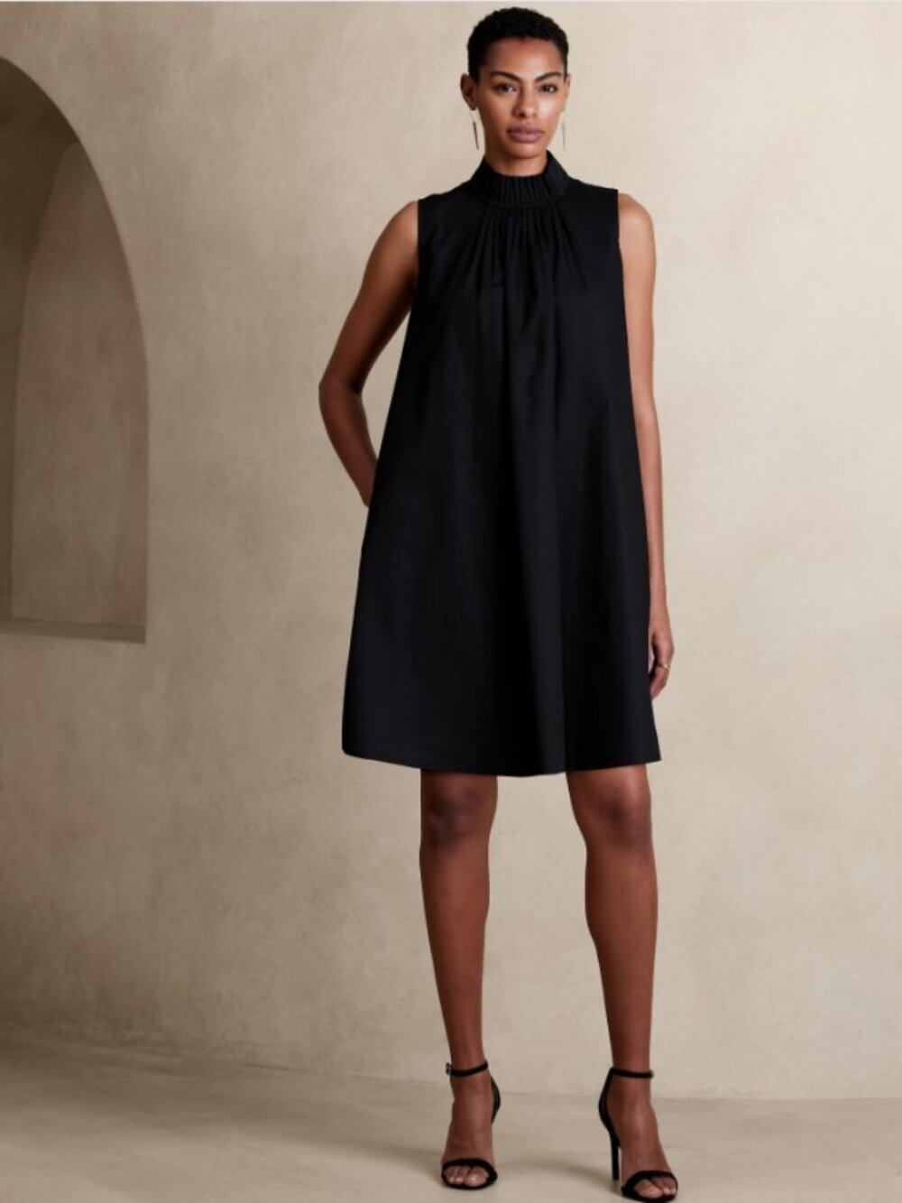 Banana Republic 100% Cotton Mini Shift Dress Swing Dress Black Medium Tall/Long